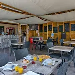 Mobil-home A Avec Terrasse Et Cuisine Equipee - Api-1-52-903 Groléjac